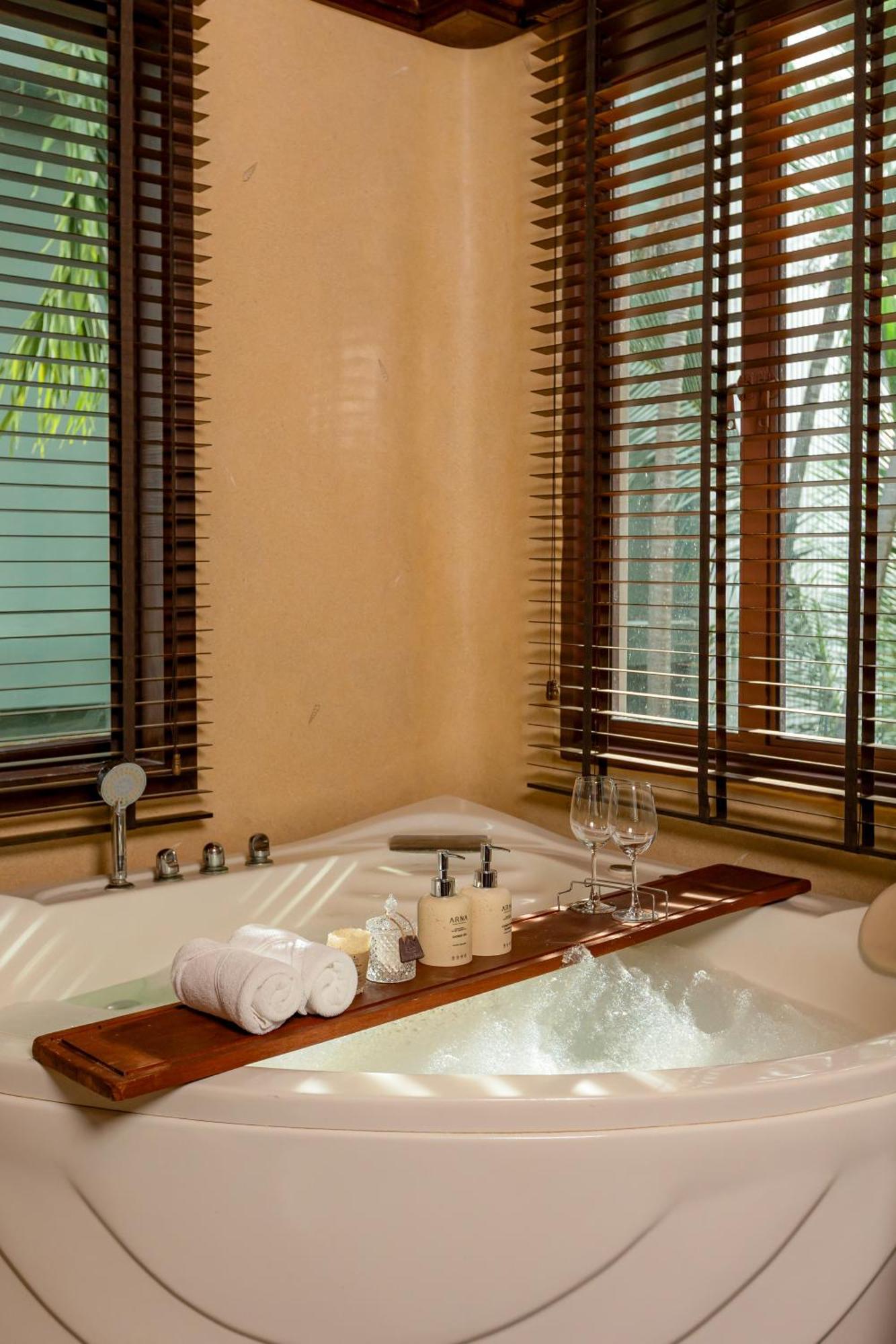 Suite Grand Deluxe con vistas al jardín
